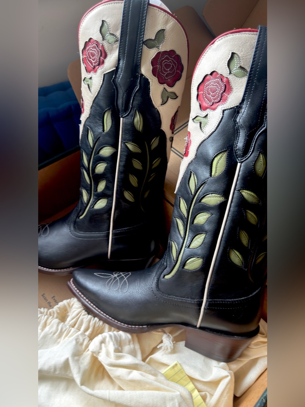 Tecovas Annie Roses in Midnight / Bone - Size 7B - Price Firm - Picture 8 of 8